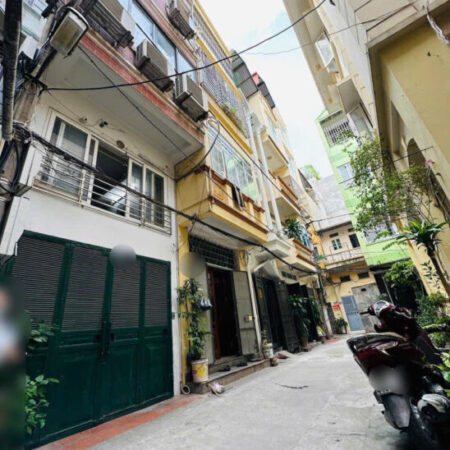 Bán nhà mặt ngõ Vũ Tông Phan, phân lô Ô tô 5 tầng thang máy