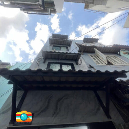 SÁT MẶT TIỀN XE HƠI TẢI TRUNG TÂM Q4 CÓ 1 TỶ