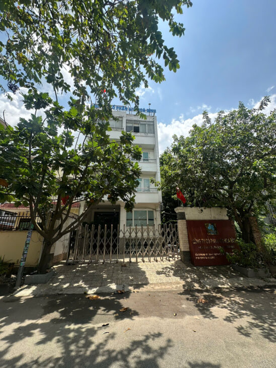 Bán toà nhà văn phòng 5 tầng mặt phố khu bắc rạch chiếc , Q.9, 250m², 5 tầng, 9PN, 13.5 tỷ, sổ đỏ