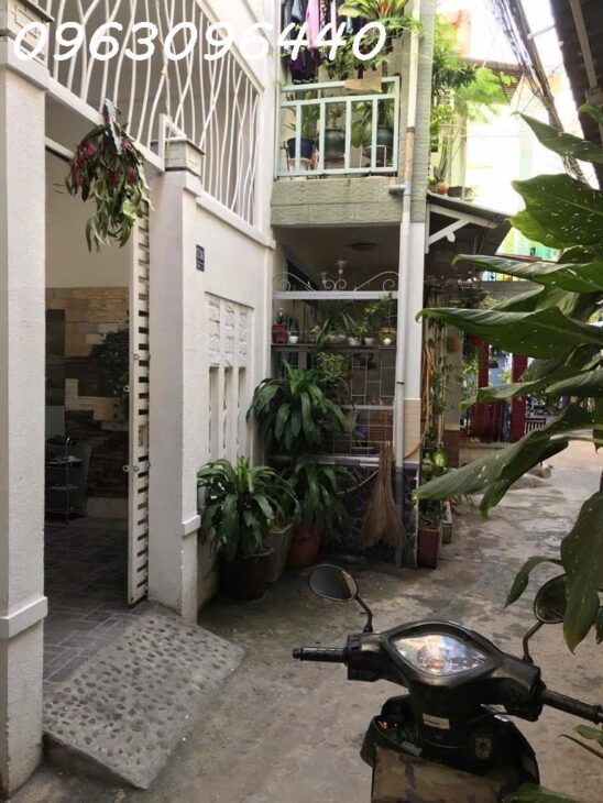 Bán Gấp Nhà Hẻm Trần Xuân Soạn, Quận 7: 36m2, 2 Tầng, 3PN Giá Chỉ 6.1 Tỷ