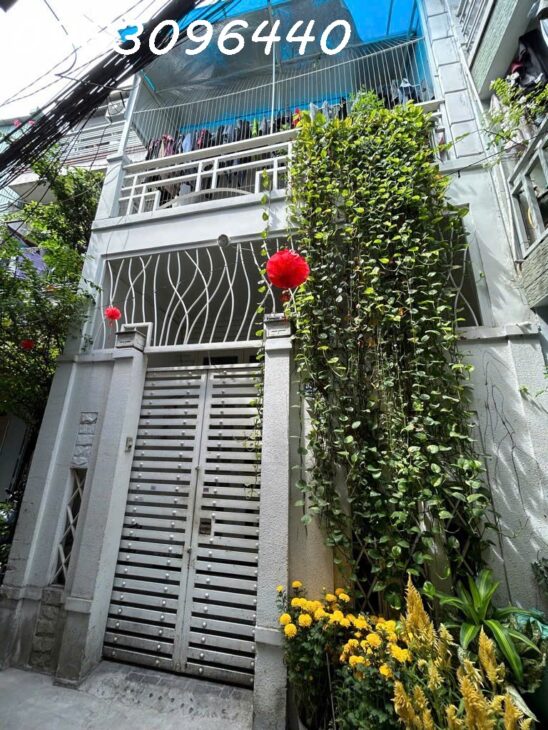Bán Gấp Nhà Hẻm Trần Xuân Soạn, Quận 7: 36m2, 2 Tầng, 3PN Giá Chỉ 6.1 Tỷ