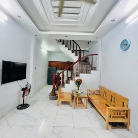NGÕ 68 CẦU GIẤY PHÂN LÔ-GẦN HỒ-THOÁNG NHÀ ĐẸP 32M GIÁ 6 TỶ 950