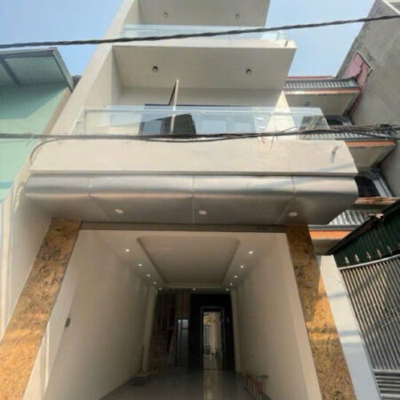 Bán nhà Phố Trạm 41m 6 tầng thang máy, lô góc, gara ô tô giá 11.8 tỷ