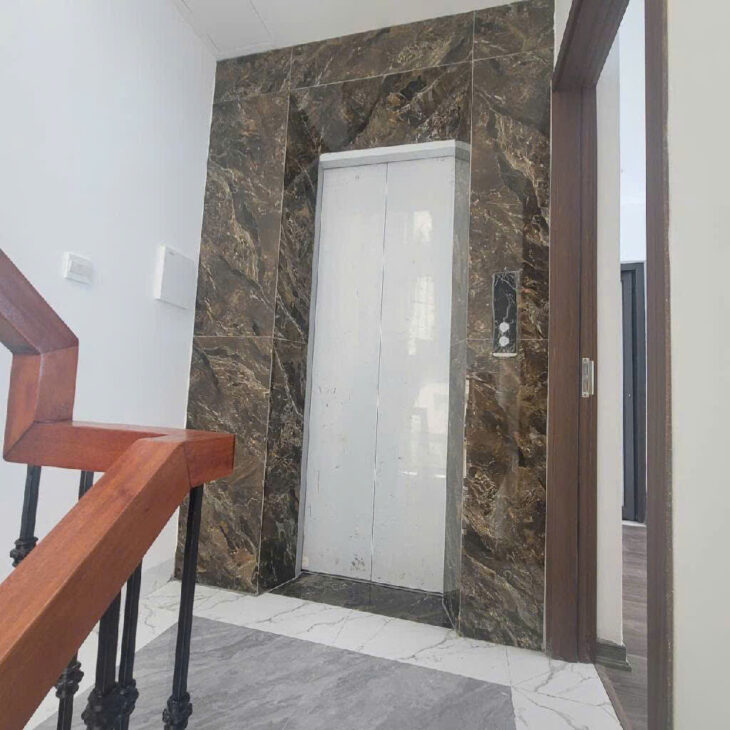 * NHÀ MỚI KÍNH KOONG CÒN THƠM MÙI SƠN ( SÀI ĐỒNG- LONG BIÊN)- 6 TẦNG THÁNG MÁY-OTO ĐỖ CỬA – LÔ