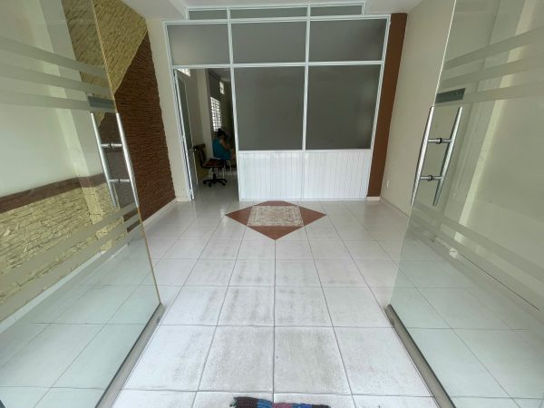 Phú Nhuận ! MB ĐẸP LẮM ! CHO THUÊ GIÁ RẺ 14 tr ! MT đường kinh doanh, khu VP Cty, Khu Hành