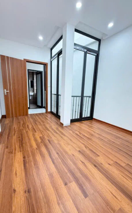 CẦN BÁN NHANH Nhà riêng 4 tầng tọa lạc tại đường Trích Sài, Phường Bưởi, quận Tây Hồ, TP Hà Nội