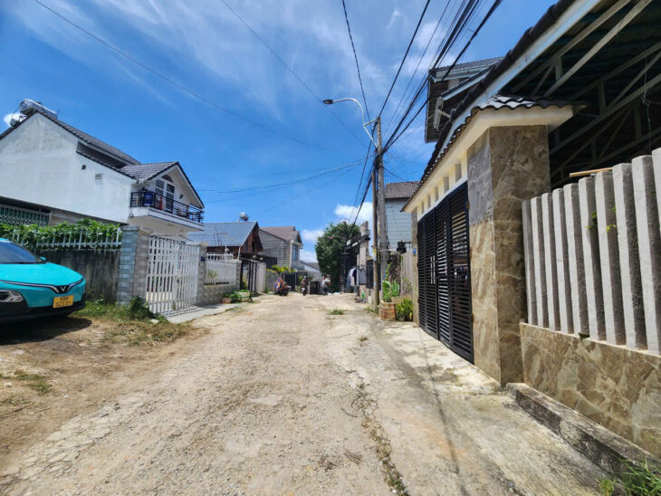 BÁN LÔ ĐẤT BIỆT THỰ NGUYỄN HỮU CẢNH P8 ĐÀ LẠT – 248M2, HƯỚNG ĐÔNG, SỔ RIÊNG XD – 9.9 TỶ