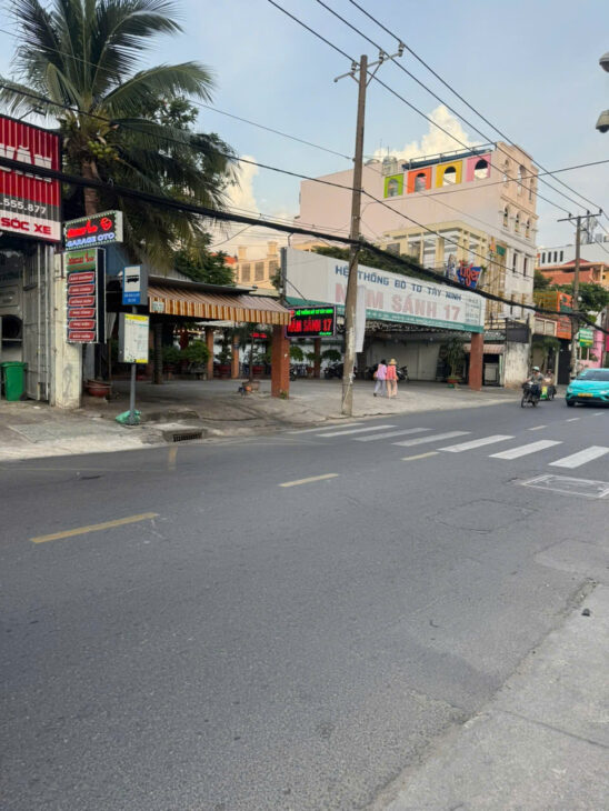 Bán nhà mặt tiền 794 Âu Cơ, P14, Tân Bình , HCM , thuận tiện làm tòa nhà văn phòng