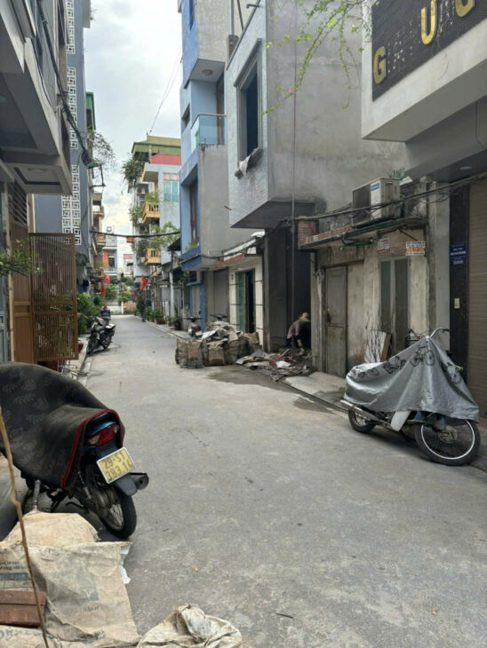 BÁN NHÀ 4 TẦNG 1 TUM TỔ 18 THỊ TRẤN ĐÔNG ANH – ĐƯỜNG 2 Ô TÔ TRÁNH