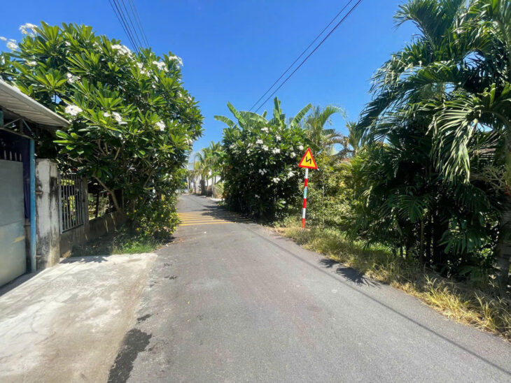 NN-ĐƯỜNG NHỰA DIÊN HOÀ 900trieu