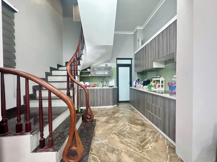 Nhà đẹp ở luôn phố Mạc Thị Bưởi – 5 tầng chắc chắn – 50m ra phố – chỉ 10.5 tỷ lh 0326.213.286
