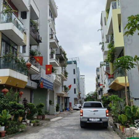 PL TC75 Lai Xá 67.5m2 – 7 tầng TM, 2 ô tô tránh, NT đẹp, giá 14,5 tỷ