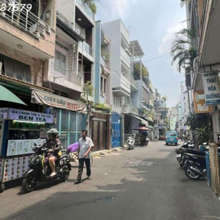 HẺM XE TẢI TRÁNH- GẦN CHỢ- HẺM THÔNG RA TRƯỜNG SA – KHU KINH DOANH – NHÀ ĐANG CÓ DÒNG TIỀN CHO THUÊ