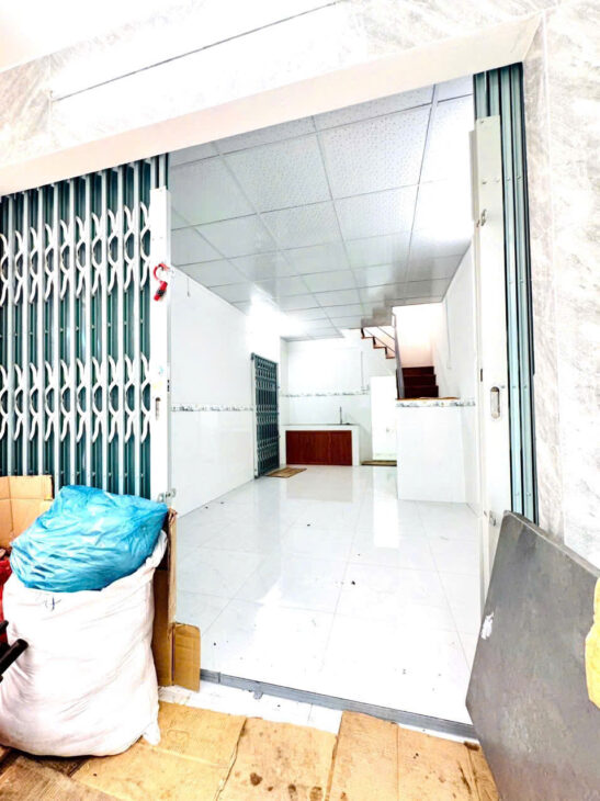 MẶT TIỀN 2 GÓC LÊ QUỐC HƯNG Q4 NGANG 3.4 DÀI 9 – 2 TẦNG CÓ 3 TỶ