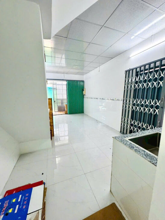 MẶT TIỀN 2 GÓC LÊ QUỐC HƯNG Q4 NGANG 3.4 DÀI 9 – 2 TẦNG CÓ 3 TỶ