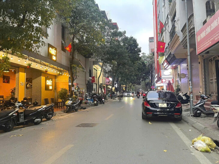 Bán nhà mặt phố Hoàng Văn Thái kinh doanh sầm uất – 73m giá 25 tỷ sổ đỏ đẹp