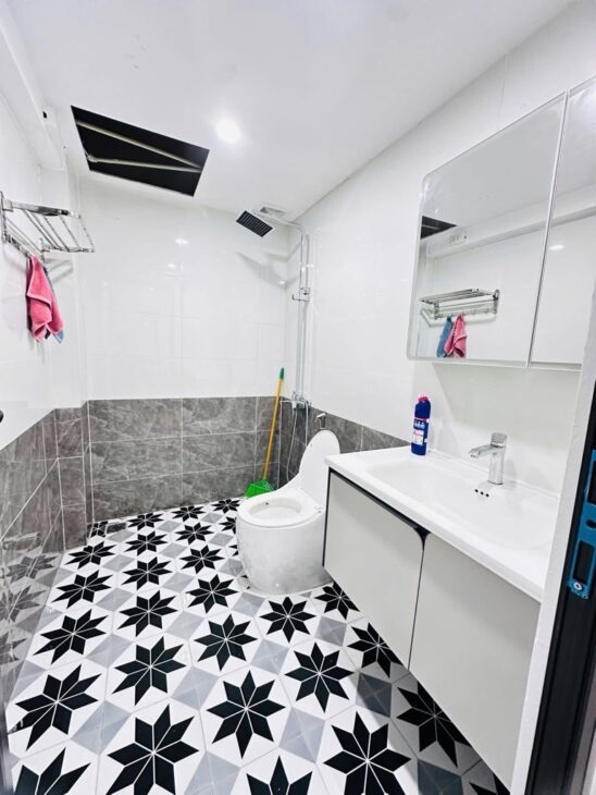 CĂN HỘ TRẦN QUỐC HOÀN 3 NGỦ FULL NỘI THẤT 80M CHỈ 4 TỶ 400