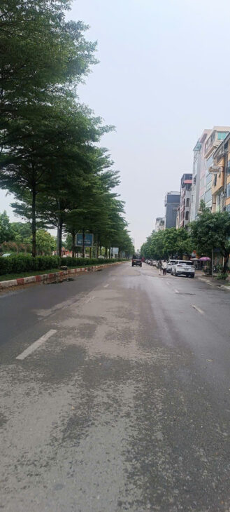 BÁN 100 M ĐẤT SẴN NHÀ 3 TẦNG (CŨ) XUÂN LA ,TÂY HỒ,VỈA HÈ ,KINH DOANH,OTO TRÁNH.GIÁ;45 TỶ