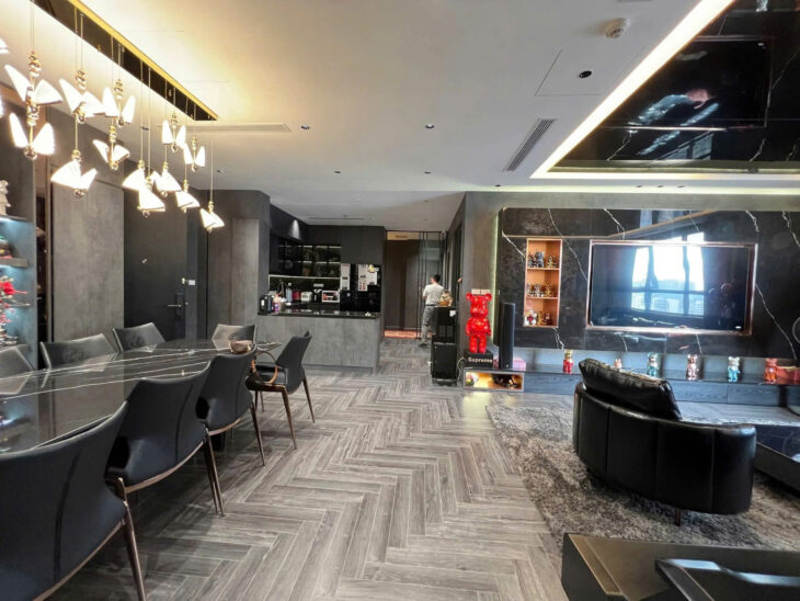 Căn góc BAO PHÍ 500tr CC BRG THE DIAMOND RESIDENCE 25 Lê Văn Lương 161m2, 4PN, 3VS, Full nt xịn