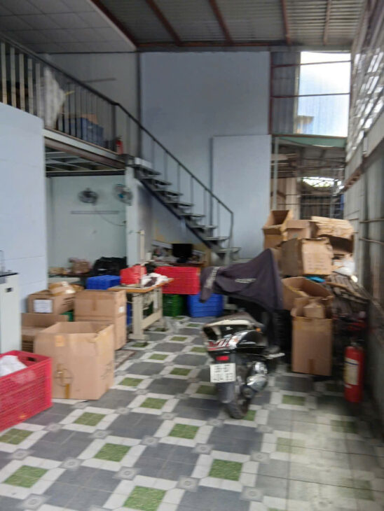 GIAM MANH 700TR BAN NHA NGAY CHO DOAN THI KIA