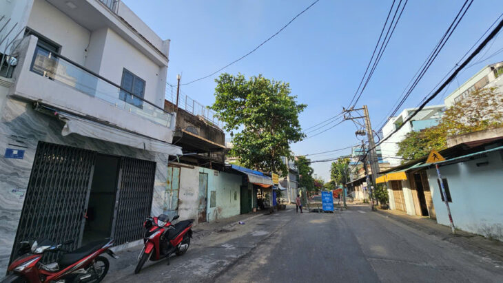 Bán nhà Mặt tiền ngay Thạch Lam – Số 1 Lê Lộ. DT 4,6 x 8, 1 trệt 1 lầu chỉ 5,5 tỷ