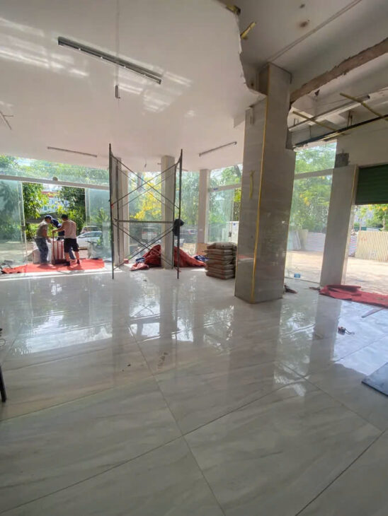 BÁN NHÀ – LÔ GÓC 3 MẶT THOÁNG – THANG MÁY – VỈA HÈ ĐÁ BÓNG – KINH DOANH KĐT VĂN PHÚ – HÀ ĐÔNG