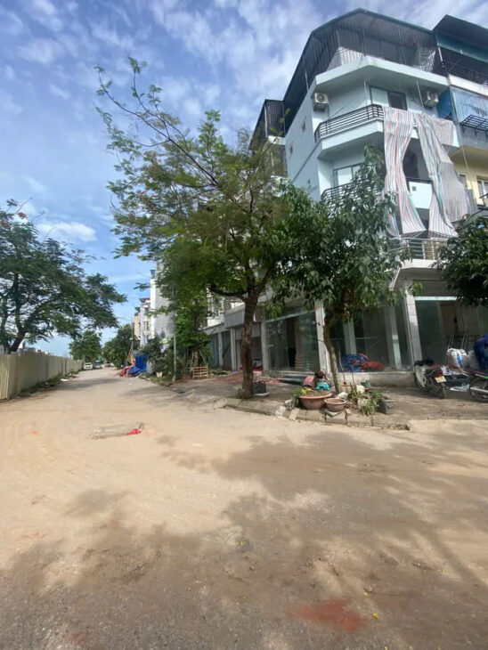 BÁN NHÀ – LÔ GÓC 3 MẶT THOÁNG – THANG MÁY – VỈA HÈ ĐÁ BÓNG – KINH DOANH KĐT VĂN PHÚ – HÀ ĐÔNG