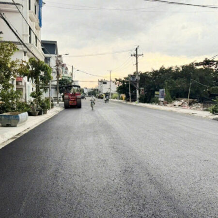 Nhà Mặt Phố Huỳnh Thị Đồng, Nhà Bè: 52m2, 4 Tầng, 4PN, Giá Chỉ 7.3 Tỷ,