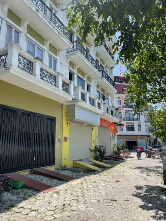 CẦN BÁN LIỀN KỀ PHÚ LƯƠNG – HÀ ĐÔNG – ĐƯỜNG 30 M, 5 TẦNG 18.2 TỶ