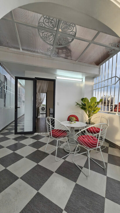 MẶT TIỀN XE HƠI NGANG 4 DÀI 12.5 4 TẤM CÓ 100 TRIỆU