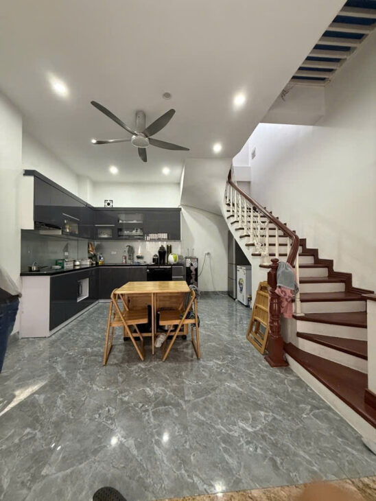 Nhà đẹp Yên Phụ, sát Hồ Tây, 2 thoáng, nhà dân xây chắc chắn, 6 tầng giá nhỉnh 10 tỷ