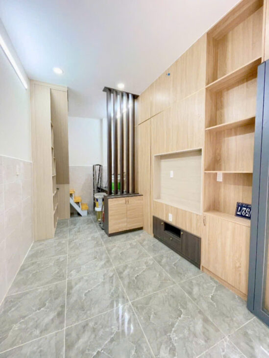 Cách Mặt Tiền Xe Hơi 2 Căn Nhà 3 TẤM CÓ 2 TỶ