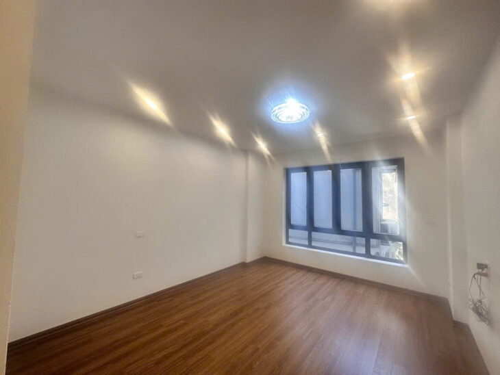 NHÀ MỚI LẠC LONG QUÂN, NGÕ THOÁNG-THÔNG, 5 TẦNG NHÀ MỚI Ở LUÔN GIÁ NHỈNH 8 TỶ