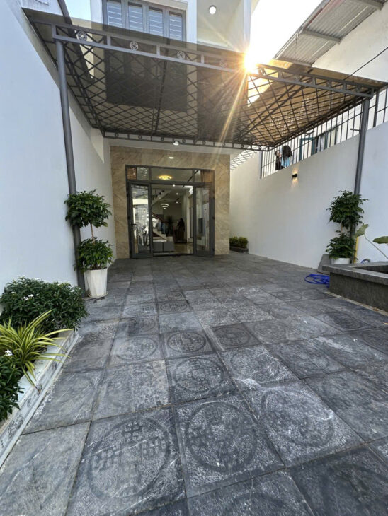 BÁN NHÀ 2 TẦNG MỚI – CẠNH BẾN XE TRUNG TÂM – GIÁ CHỈ 5 TỶ 95 💼 Đầu tư – Kinh doanh – Ở đều tuyệt