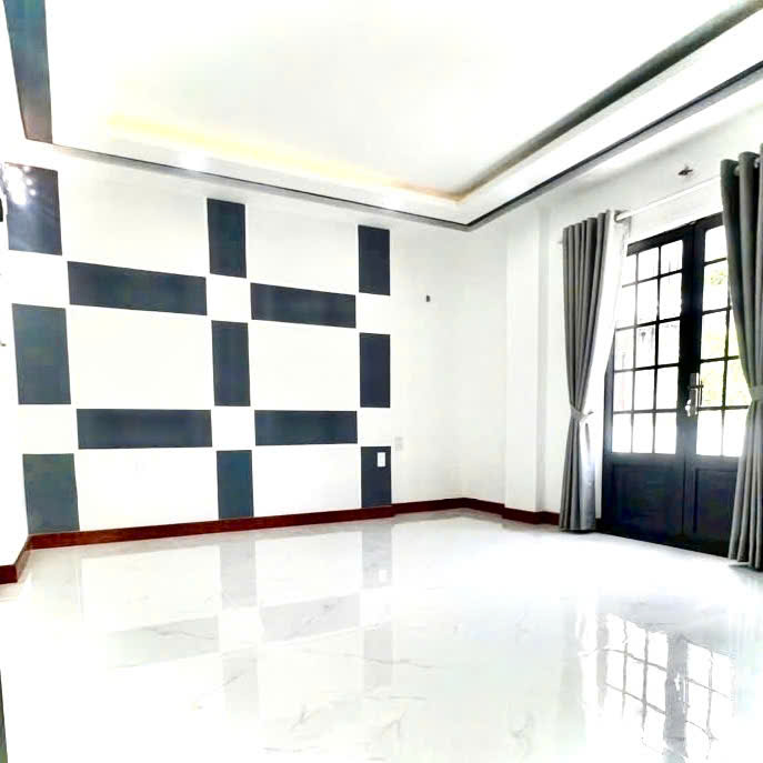 Hẻm xe hơi Quận 10- ĐH Kinh Tế- 3 Phòng ngủ 4 Tầng 5m ngang: 6 Tỷ hơn (số tiến 3456) VŨ 0933910039