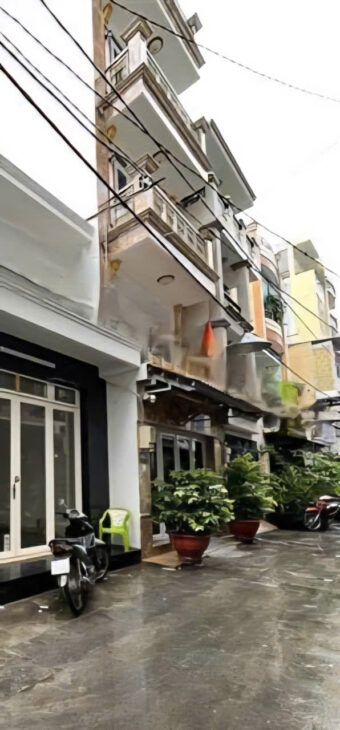 LÊ HỒNG PHONG, QUẬN 10, HẺM XE HƠI, 2 TẦNG, CĂN GÓC 2 MẶT, DOANH THU 300TR/ NĂM, 15 TỶ NHỈNH