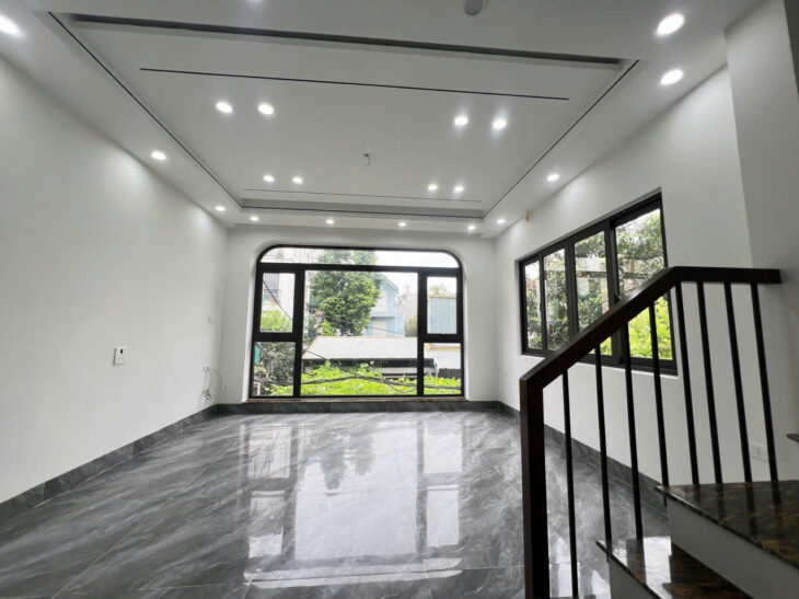 Cần bán Căn góc đã hoàn thiện, 6 tầng, full nội thất xịn xò, tổ 8 Thạch Bàn