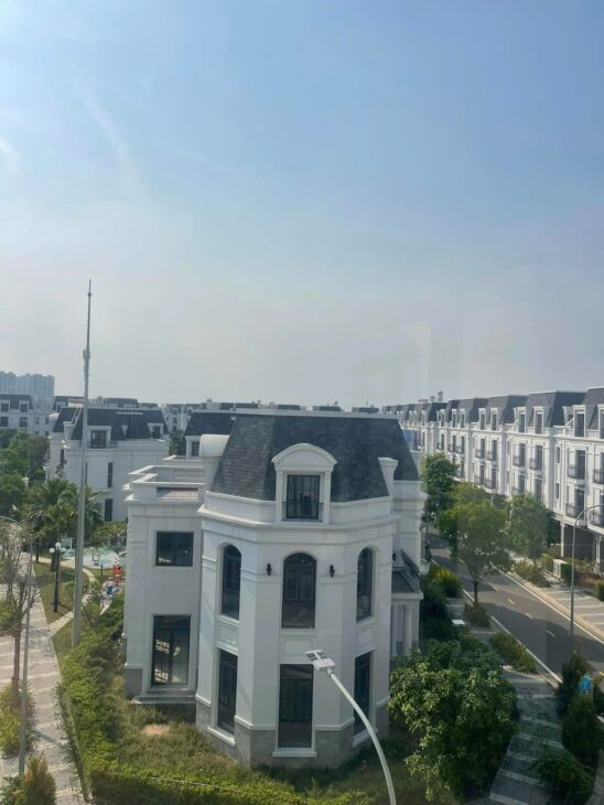 BÁN BIỆT THỰ SONG LẬP HỒNG HẠC CITY PHÚ MỸ HƯNG 9X20,400M2, 22 TỶ, MUA TT CĐT, LS 0% XEM THỰC TẾ