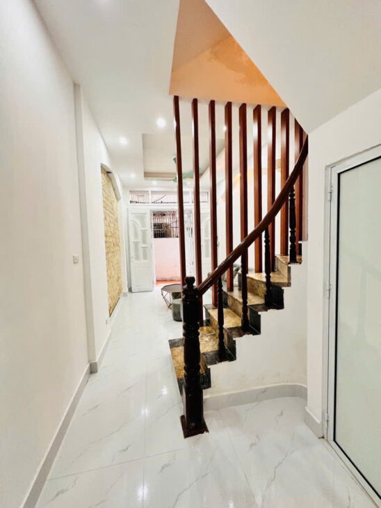 Nhà đẹp Lạc Long Quân – mới keeng – dân xây -full đồ – giá yêu thương 8 tỷ