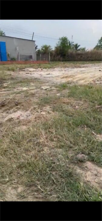 SIÊU LÔ ĐẤT MẶT TIỀN NHỰA BẦU CÔNG – GẦN DỰ ÁN HẬU NGHĨA – NGANG 28.6M- Pháp lý chuẩn, sổ hồng riêng