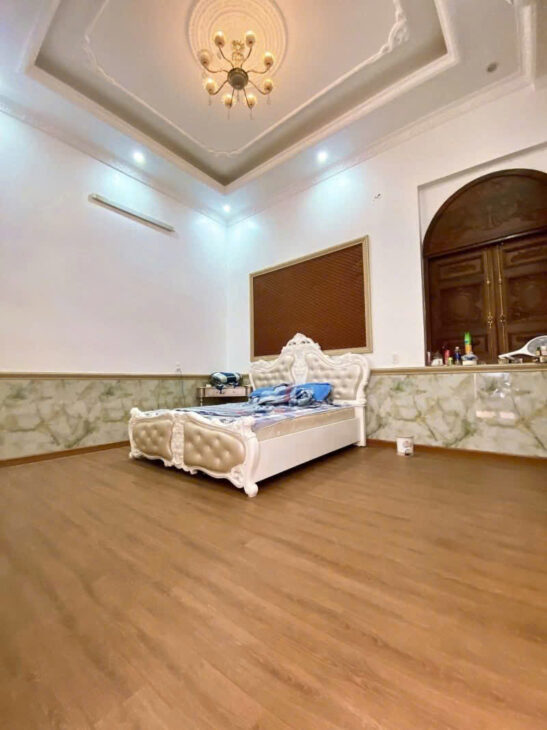 BIỆT THỰ CỔ ĐIỂN 3 TẦNG – HẺM XE TẢI – MỸ PHƯỚC TÂN VẠN, DĨ AN