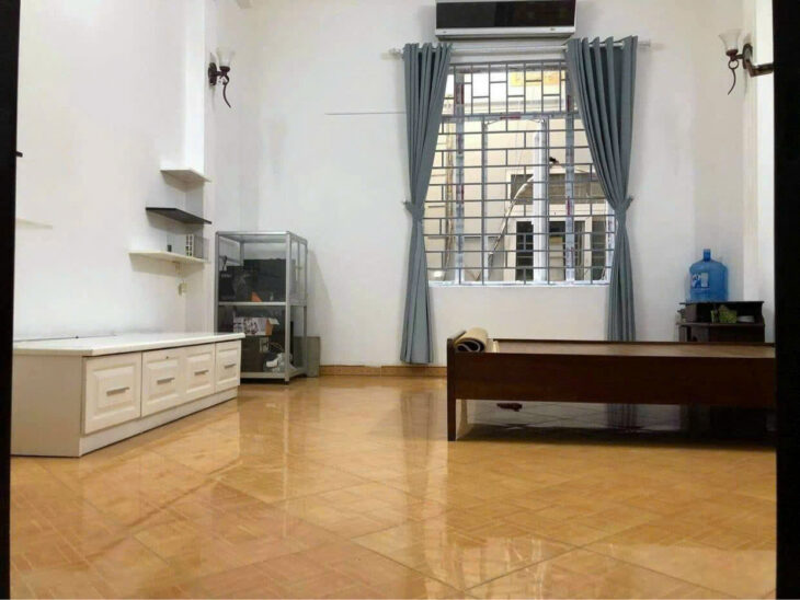 Bán nhà Hào Nam 30 ra phố – Nhà 25m xây 5 tầng giá 5.75 tỷ