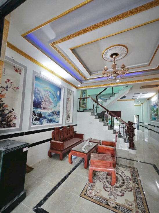 NHÀ CHÍNH CHỦ – GIÁ ƯU ĐÃI chính chủ cần bán nhanh 2 căn nhà mặt tiền kinh doanh tại tp Tân Uyên ,