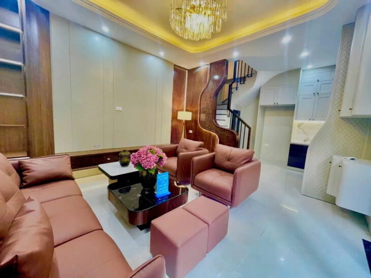 Bán nhà ngõ Văn Phú, Hà Đông: 40m2 x 5 tầng, 3PN 10m ra ô tô, vừa ở vừa kd 8.9 tỷ.