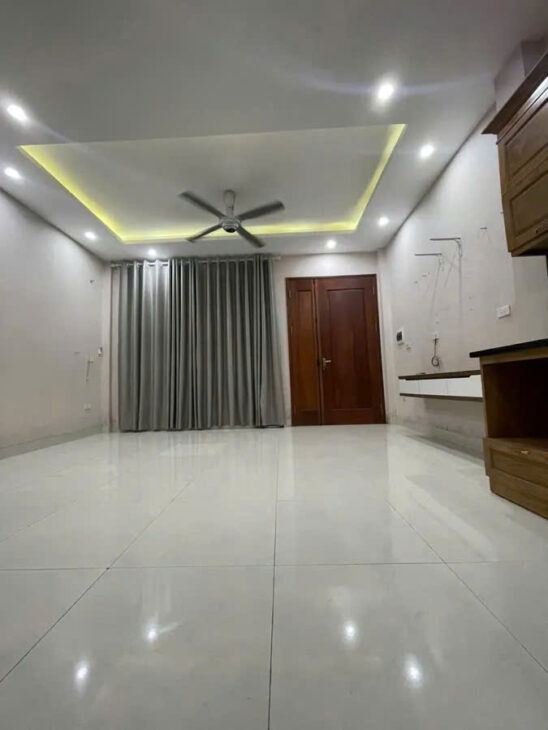 BÁN NHÀ 5 TẦNG – PHỐ PHAN ĐÌNH GIÓT – GẦN METRO, GA TÀU ĐIỆN, CHỢ HÀ ĐÔNG