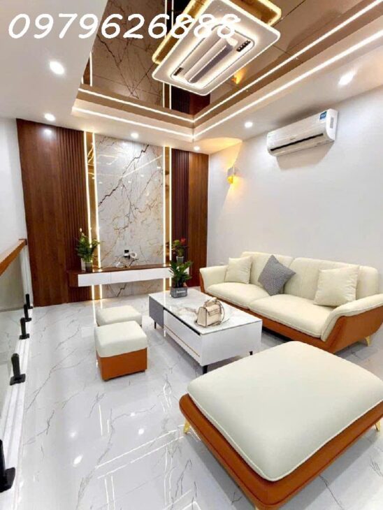 SIÊU HOT HIT HÀNG HIẾM BAY TRONG NGÀY – TRUNG TÂM THANH XUÂN – NGÕ VIP. 41×6 tầng.