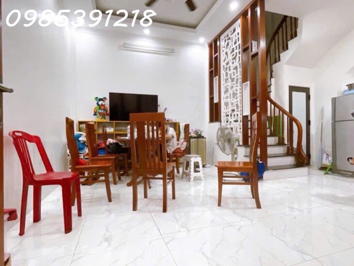 CHỦ CẦN BÁN GẤP – NHÀ NGUYỄN ĐỨC CẢNH -DTSD 35M2-5T – 7. TỶ(TL MẠNH) – NGÕ THÔNG, TRƯỚC NHÀ THOÁNG