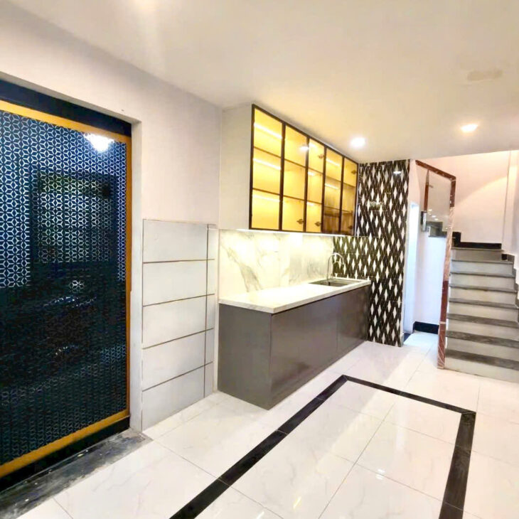 4 Tỷ nhỉnh: Cầu vượt 3/2 Quận 10 – Căn góc 2 view 3 Phòng ngủ 4 Tầng Full nội thất. VŨ 0933910039