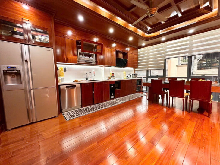 MẶT PHỐ VIP GIÁP NHẤT – VỈA HÈ RỘNG – TÒA NHÀ SIÊU ĐẸP 9 TẦNG THANG MÁY – 2 MẶT Ô TÔ – CƠ HỘI KINH