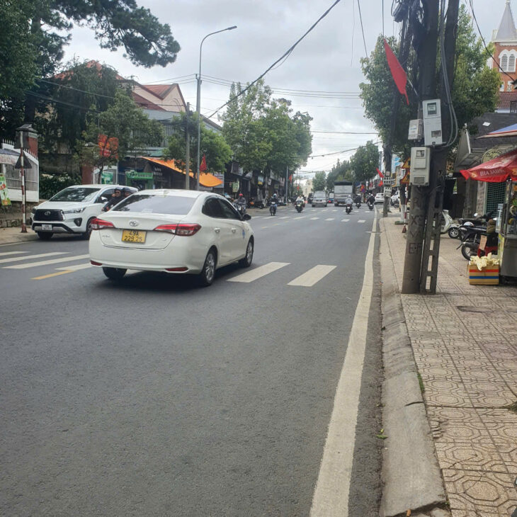 BÁN NHÀ NGUYÊN CĂN MẶT TIỀN NGUYỄN ĐÌNH CHIỂU P9 ĐÀ LẠT – 500M2